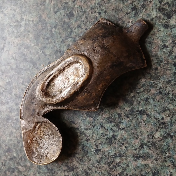 Ornate Brass Decorative Ash Tray - Picture 2 of 6